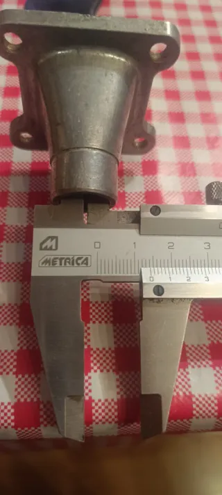 Tobera Admisión Aluminio motor polini AV10 etc