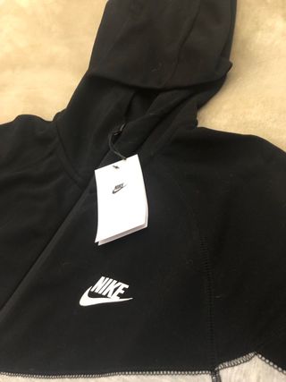 Nike Tech color negro y gris talla M a estrenar