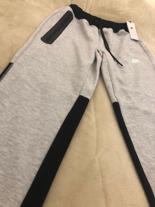 Nike Tech color negro y gris talla M a estrenar