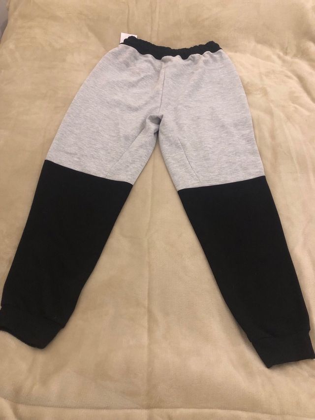 Nike Tech color negro y gris talla M a estrenar