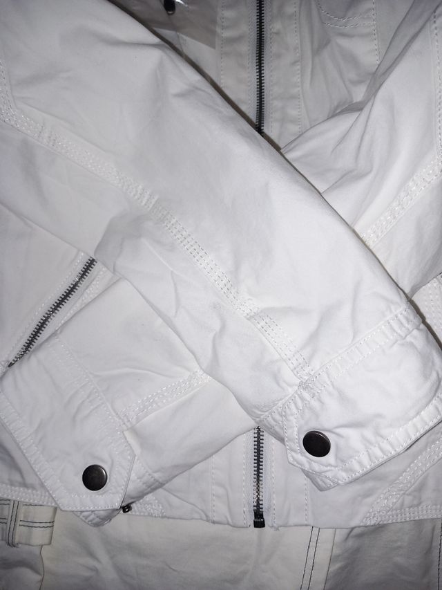 76- Chaqueta blanca L - Blu Deise