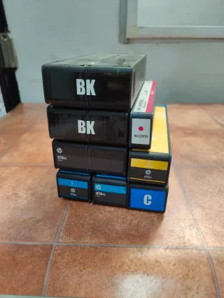 Lote 8 Tintas HP 976YC