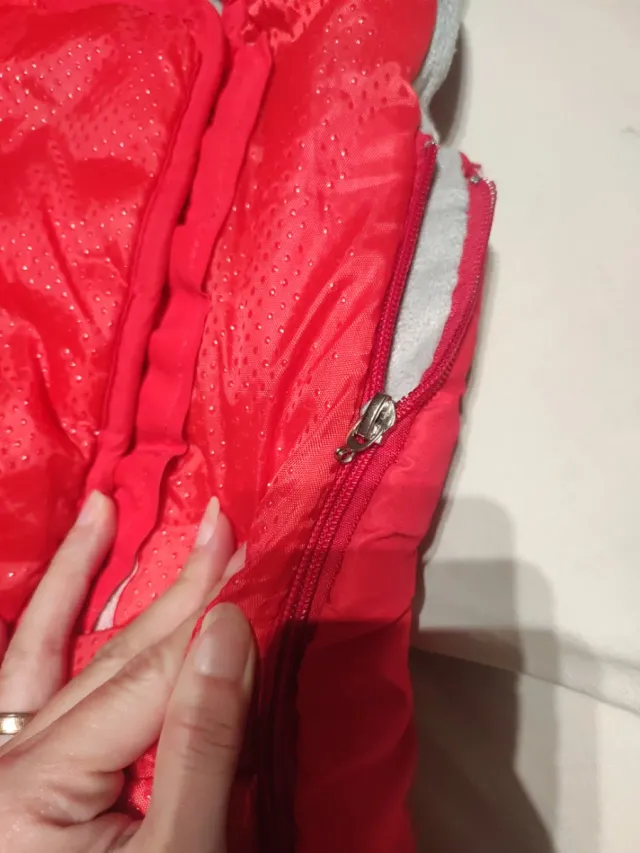 Saco de carro universal con diseño oso rojo