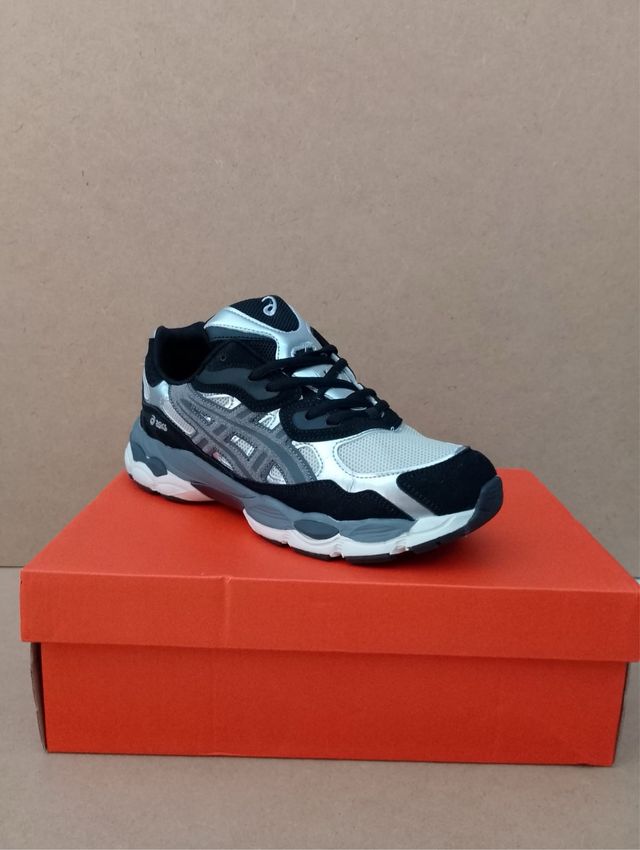 Zapatillas Asics Gel NYC Negro/Plata