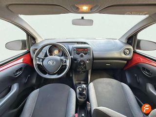Toyota Aygo 1.0 70 x-play