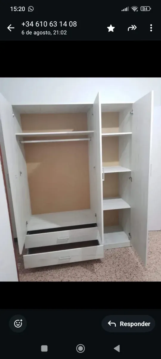 Armarios de madera con cajones