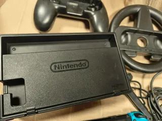Nintendo Switch con accesorios mu ymagika