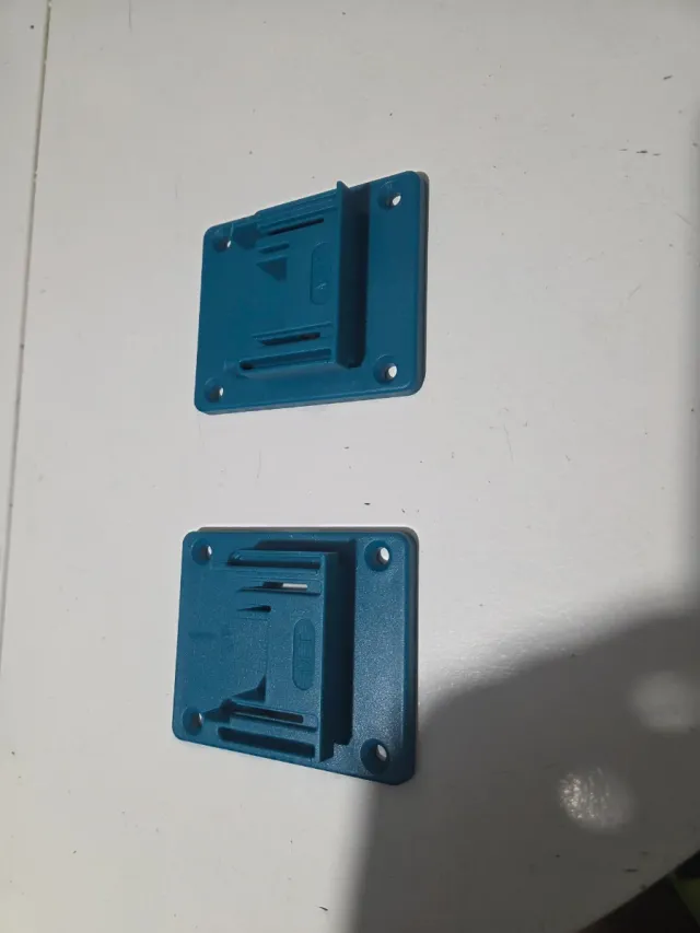 Soportes Herramientas Makita 18V (2 uds)