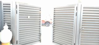 Puerta doble hoja de hierro 2,30x1,86m