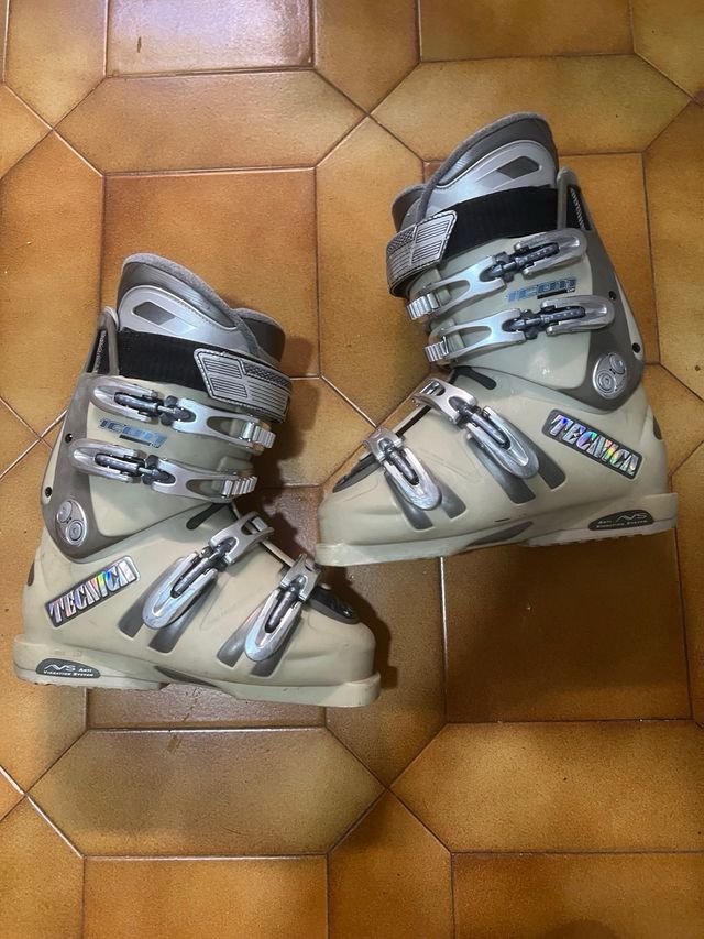 Botas de nieve Tecnica beige/plata