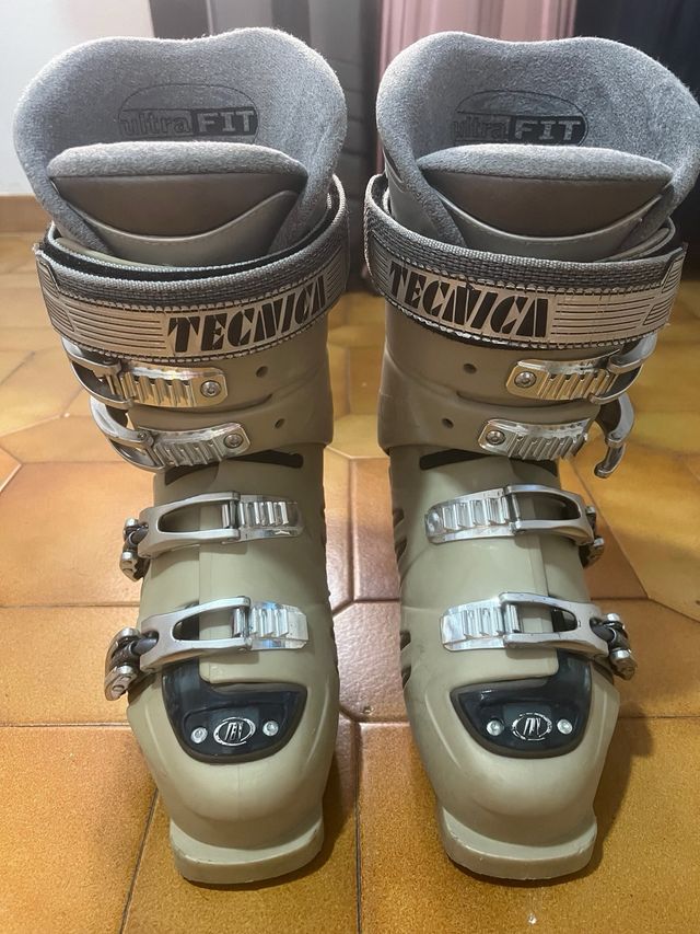 Botas de nieve Tecnica beige/plata