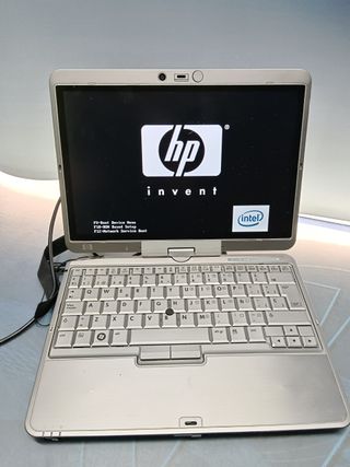 Portatil HP Core duo 2710P v7600, 3 g de ram, 120 gb de disco duro, windows 7