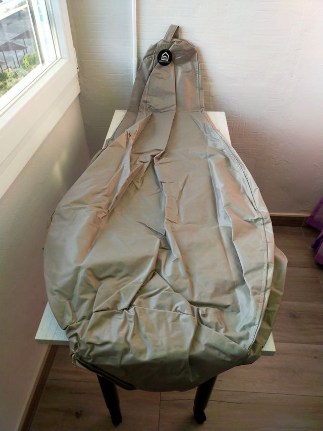 Puf pera gris verdoso (kaki)