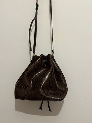 Bolso bombonera Cortefiel animal print