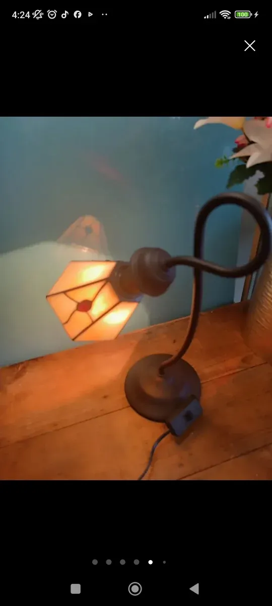 Lámpara de mesa Tiffany cristal y metal