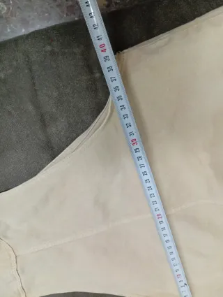 Mono falda beige talla S