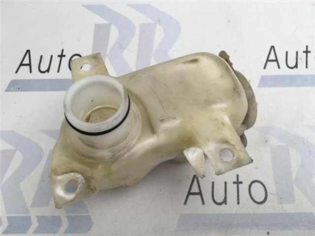 deposito Limpia Nissan Terrano 2