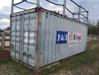 Contenedor marítimo PNU 0647 3 2G1