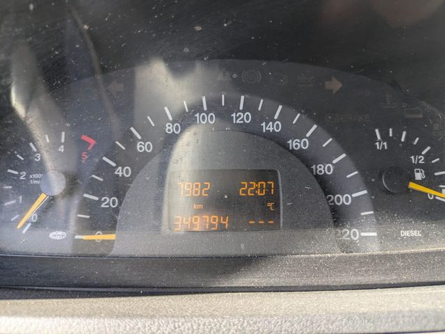 MERCEDES_BENZ Vito 6 PLAZAS 109CDI