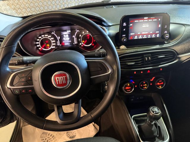 FIAT Tipo SW 1.4 T-Jet 88kW (120CV) Mirror