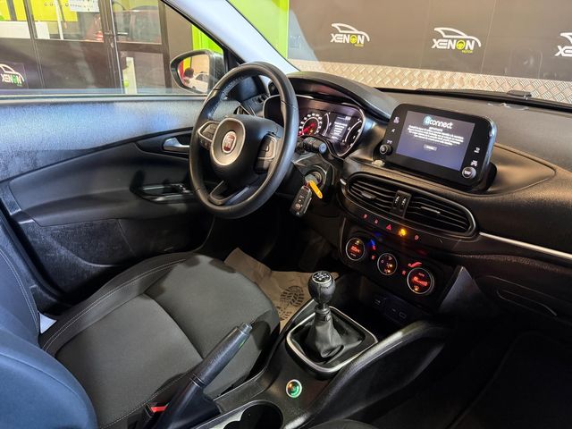 FIAT Tipo SW 1.4 T-Jet 88kW (120CV) Mirror