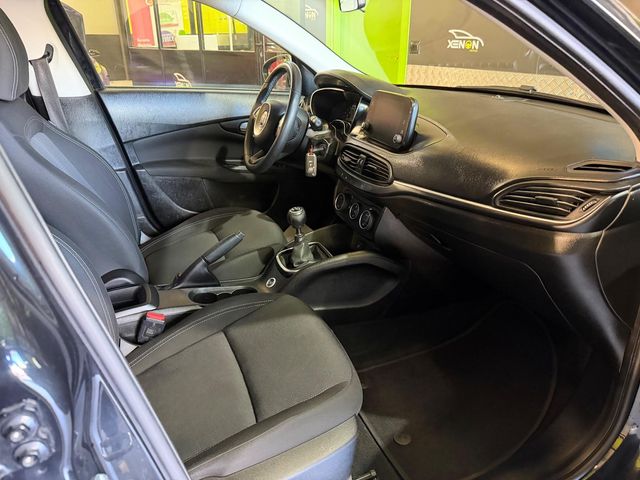 FIAT Tipo SW 1.4 T-Jet 88kW (120CV) Mirror