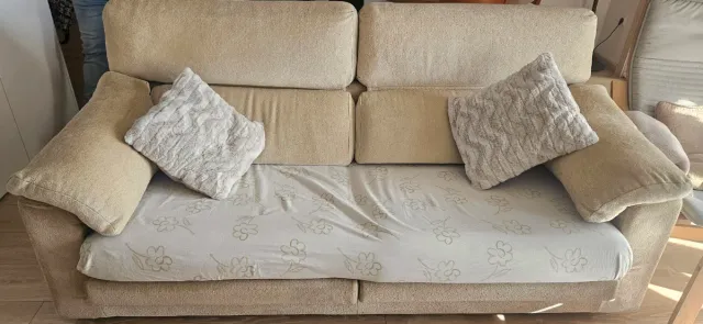 Sofá de 3 plazas beige