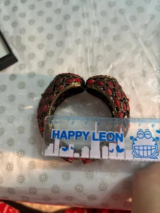 Bracciale vintage rosso e oro