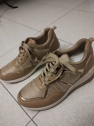 Scarpe donna beige/oro