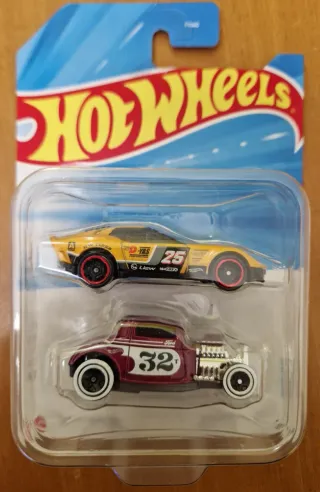 HotWheels Set 2 Cars Retro Racers