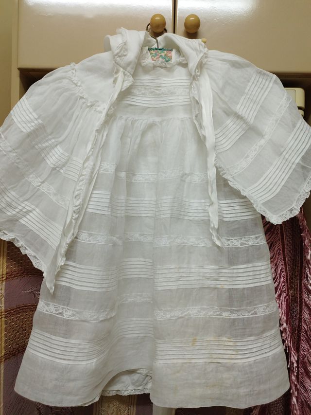 Antiguo vestido bautizo encaje