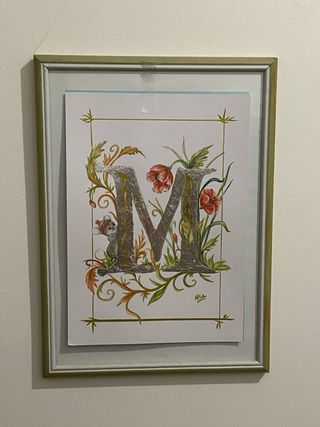 Dipinto iniziale P con decorazioni floreali oro