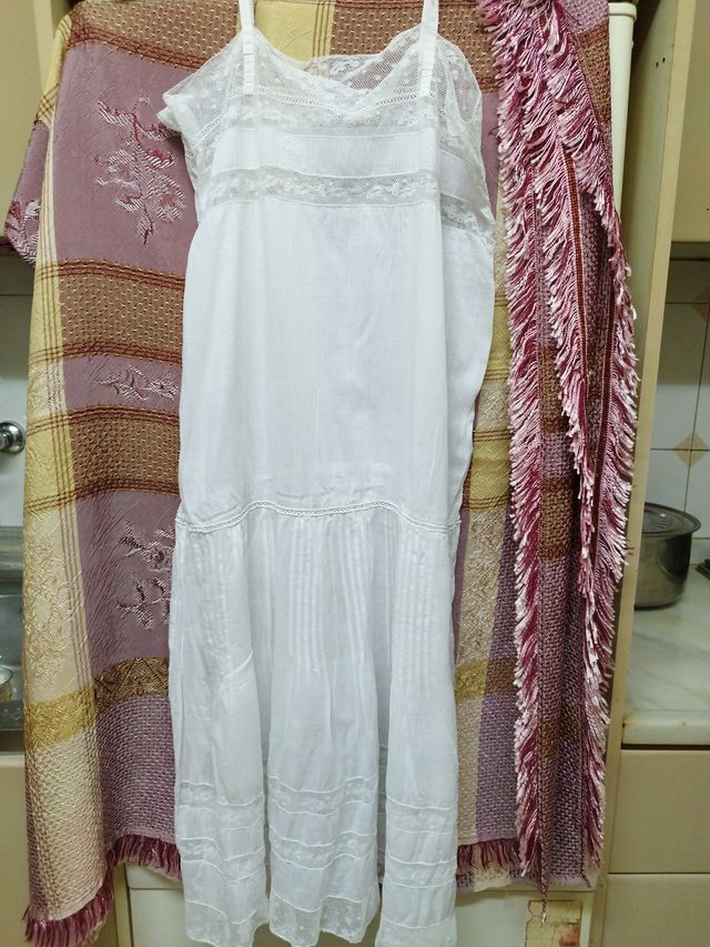 Camisón antiguo de encaje