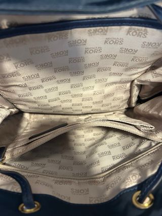 Mochila Michael Kors azul marino