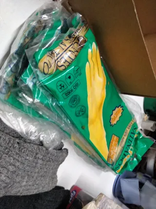 Lote de guantes varios