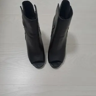 Stivaletti neri pelle tg.37