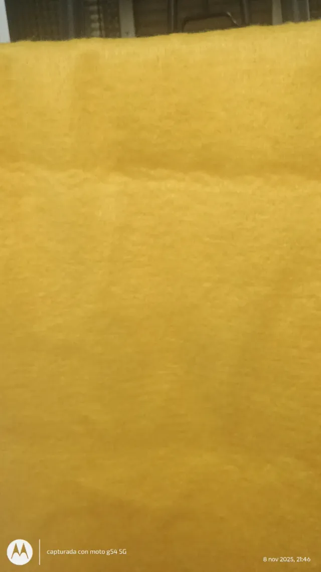 Bufanda amarilla 2m x 50cm