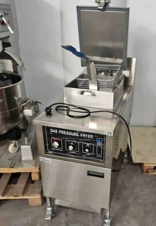 Freidora a presión  643849808