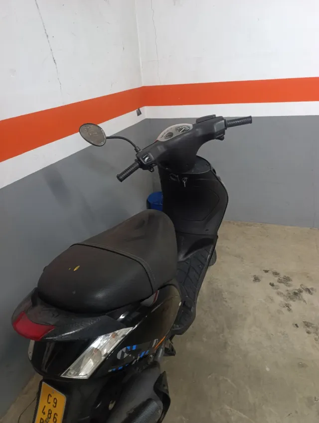 Piaggio Zip SP H2O Negra