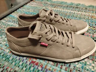 Zapatillas Levi's grises hombre