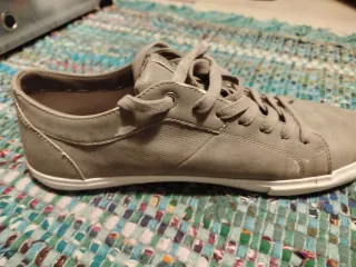 Zapatillas Levi's grises hombre