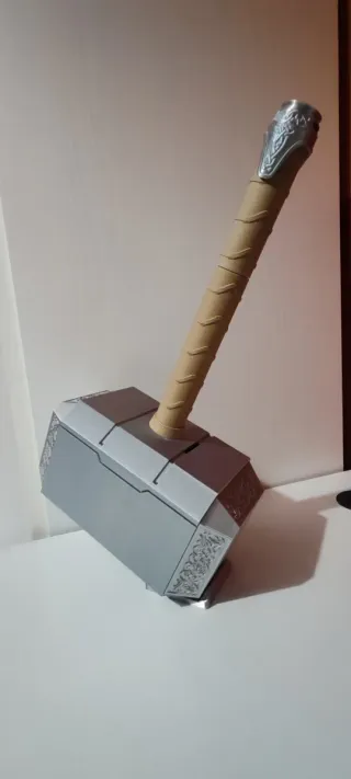 Martello Thor in plastica