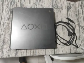 PS4 Edizione Limitata+ Far Cry 5(no scatola)