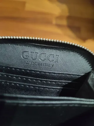Portafoglio Gucci nero con strisce
