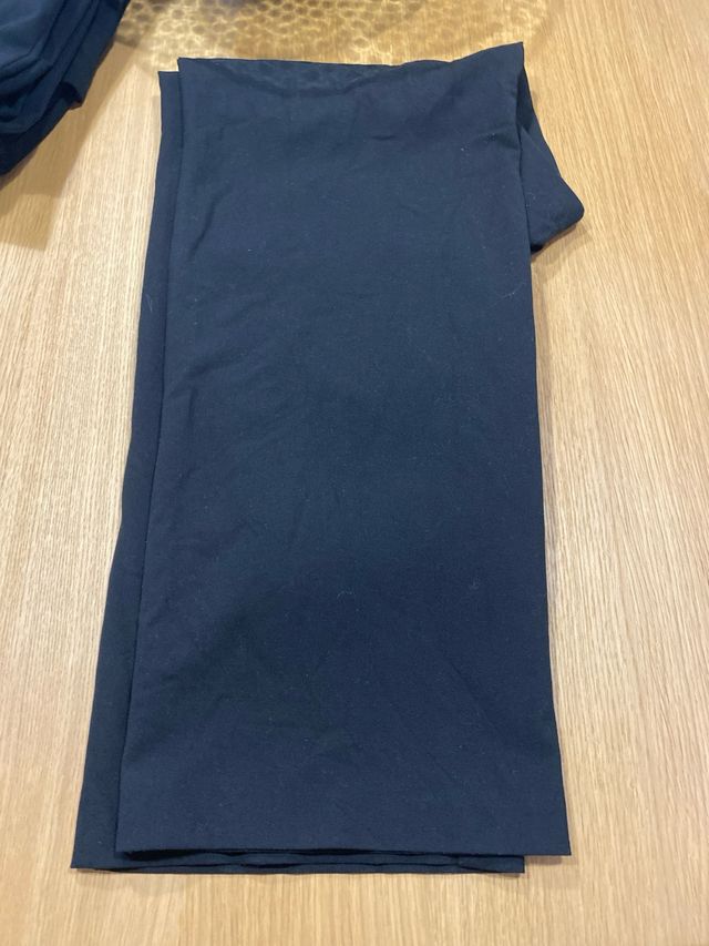 Pantalón negro Pull&Bear talla S