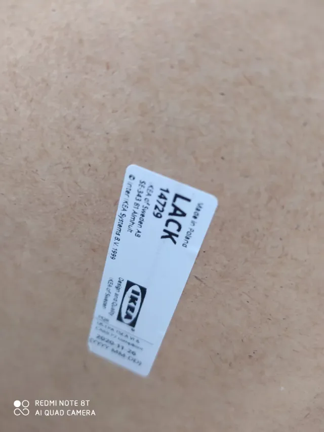 Mesa auxiliar diseño Ikea negra-ikea-leer anuncio