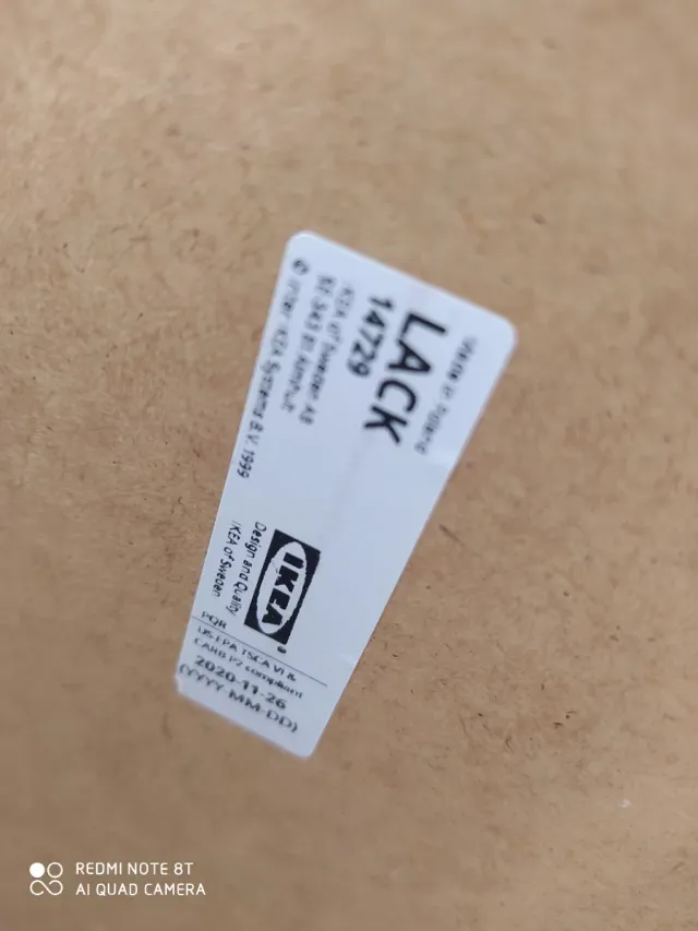 Mesa auxiliar diseño Ikea negra-ikea-leer anuncio