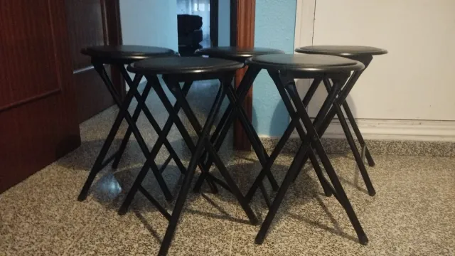 5 Taburetes Plegables Negros