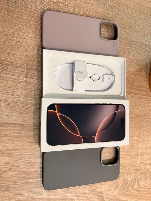 iPhone 16 Pro Max + Apple Watch 7