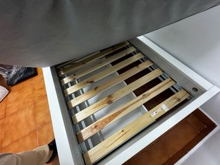 Cama individual Ikea Malm con 2 cajones